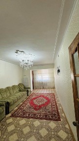 13мкр 31а продам 2-х комнатную квартиру