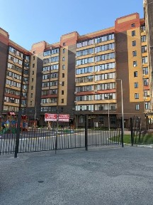 Продажа квартир! Торг есть! Абая 244