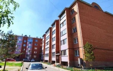 93, 6 квадратных метра 2-х комнатная квартира - продам