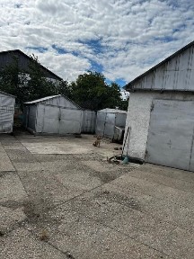 Продам квартиру в 4-х квартирном доме