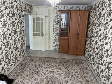 З комн квартира двух подьездный дом