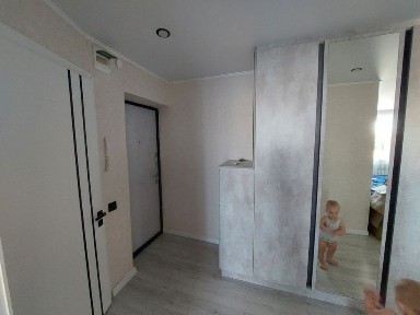Продам 4х комнатную квартиру