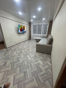 Продам квартиру 58.9кв 2ух комнатная, кухня студия