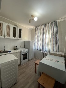 Сдается помесячно однокомнатная квартира