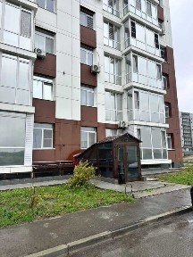 В продаже коммерческое помещение Есенберлина 76