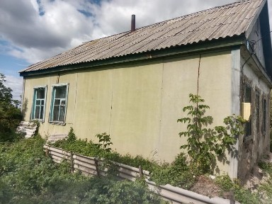Дом с большим участком