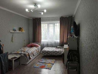 Продам3х ком кв. площ 69/9кв. м. Два Балкона