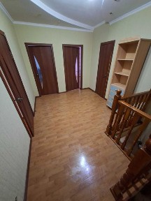 Сдам 5 комн кв пентхаус на Бараева