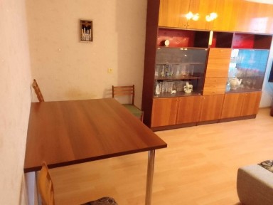 Продам 2-х ком. кв. 56 кв. м Ленинградка 4/5 ул. 314 Стрелковая див. 64