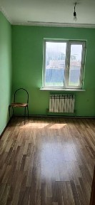 Квартира жалға беріледі уш бөлмелі.
