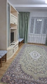 Сдам 2 ком квартриту на длителтный срок, семейной паре