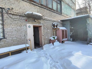 Коммерческое, производственное помещение. В промышленной зоне.