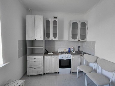 Сдается 3 комн квартира на 2 этаже