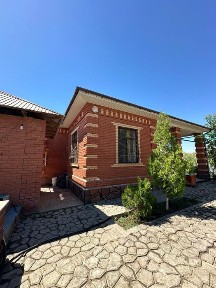 Продается большой кирпичный дача в. Пмк 29