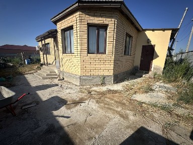Продаю дом 144 м² в мкр. Балауса (9 соток).