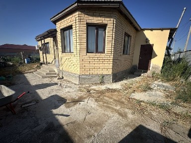 Продаю дом 144 м² в мкр. Балауса (9 соток).