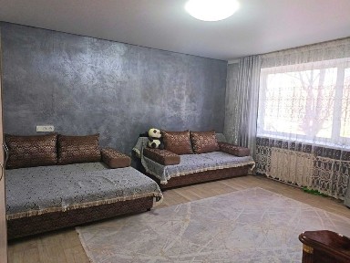 Продам 1 комнатную кв. в рабочем, косметический ремонт, не угловая