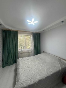 Продается двухкомнатная квартира на 8ом микрорайоне со свежим ремонтом