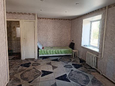 Продам однокомнатную квартиру г. Лисаковск 1мкр, дом-2, этаж 2/5
