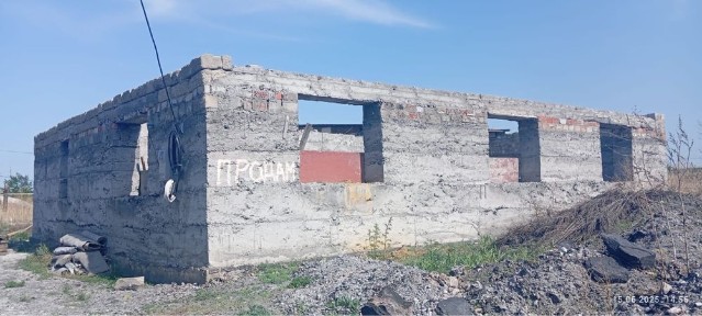 Продам. / Обменяю частный дом с участком срочно!