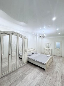 Сдам 3 х комнатную квартиру в ЖК Наурыз Парк по улице Байдибек би.