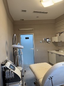 Кабинет косметолога в клинике с лицензией