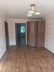 Продам 2 комн. квартиру в 20 микрорайоне