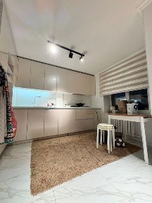 Продам 4к кв в центре, над маг Мадиниет