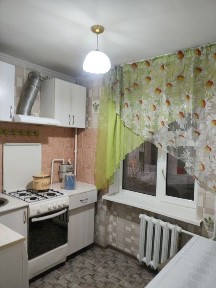 Продам трёхкомнатную квартиру