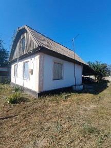 Прадам дачный участок с домиком.