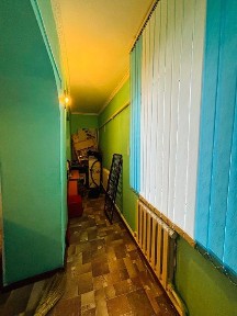 Продается двух комната дхув этажном доме