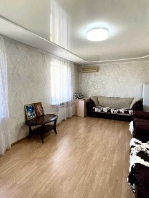 4-комн улучш квартира по ул. Назарбаева, 120кв м, 7/9 этаж, лифт есть