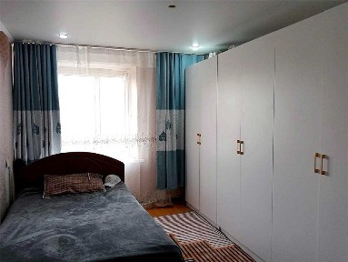 Продам 5ком кв. 4эт, 2мкр