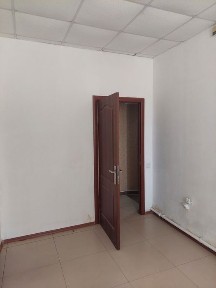 Сдам помещение под кабинет. 13 квадратов.