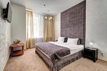 Чистые 1-2 комнатные. Без запаха. Барахолка, центр в 10-12 минутах езды