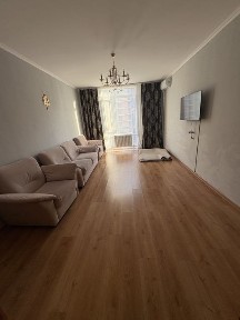 Сдаю 2 комн квартиру ранее не сдавалась, в топ докации