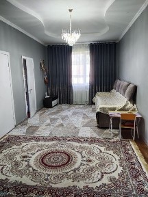Үй сатылады! 5 бөлмелі кең және жарық