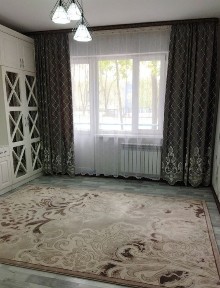 Продам уличную 3-х комнатную квартиру.