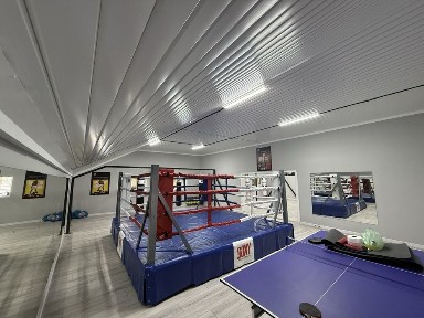 Сдаётся в аренду просторный зал 180 м²