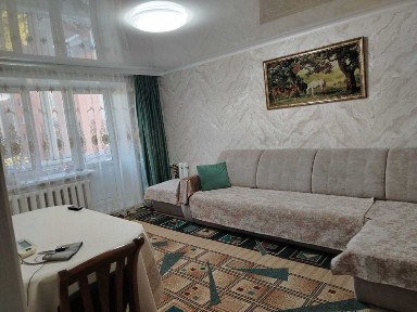 3 комн квартира в районе Кристалла