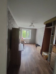 3-х ком. новой план. в кирпич. доме, 3 эт. из 5-ти, не угловая, 20 мкр