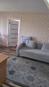 2 комн квартира район Зорьки
