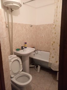 Түркістан қаласында, Шнос жақта, 1 бөлмелі пәтер жалға беріледі