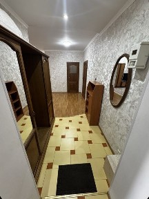 Продается 2-комнатная квартира в центре