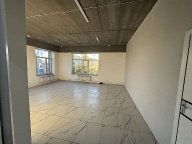 Сдам в аренду 2 кабинета, один 34 кв втрой 30