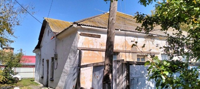 Продам кирпичное здание