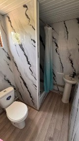 Дачный домик из контейнера