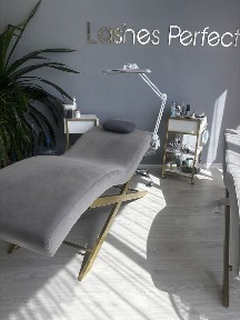 Сдам место мастеру по ресницам в студии Lashes Perfect