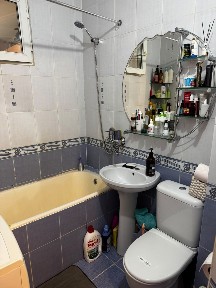 Продам 1-х комнатную квартиру Бухар жырау бульвар Байзакова