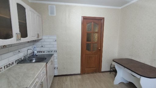 Сдается 2х комнатная квартира, мкр 6, Кунаева